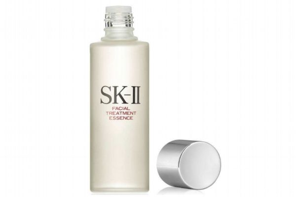 過期的爽膚水能做什么 爽膚水剛剛過期可以用嗎 過期的爽膚水能做什么 爽膚水剛剛過期可以用嗎