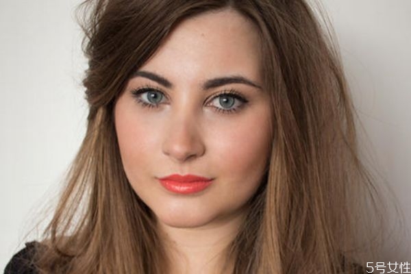 什么顏色的口紅最顯白 最顯白的口紅顏色 什么顏色的口紅最顯白 最顯白的口紅顏色