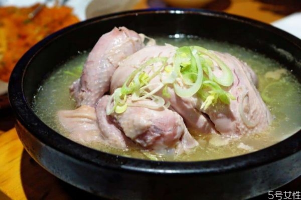 老母雞燉湯能下奶嗎 老母雞燉湯可以下奶嗎 老母雞燉湯能下奶嗎 老母雞燉湯可以下奶嗎