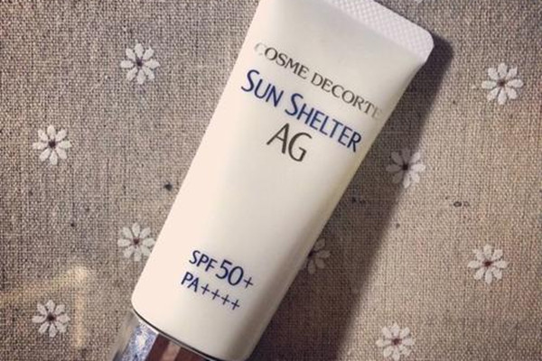 黛珂多重防曬乳的成分 黛珂多重防曬乳適合什么膚質(zhì) 黛珂多重防曬乳的成分 黛珂多重防曬乳適合什么膚質(zhì)