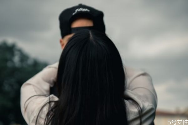 男女相處的最佳狀態(tài) 蕭亞軒的十條戀愛守則 男女相處的最佳狀態(tài) 蕭亞軒的十條戀愛守則