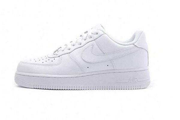 空軍一號男款和女款的區(qū)別 空軍一號男款和女款的不同 空軍一號男款和女款的區(qū)別 空軍一號男款和女款的不同