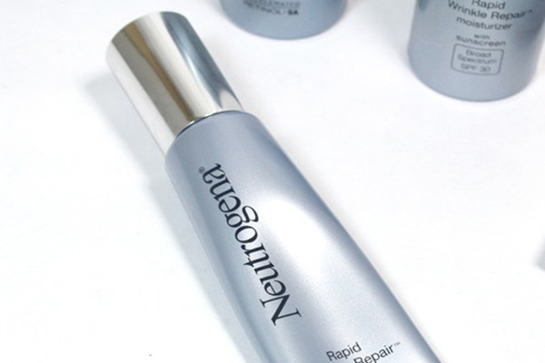 露得清a醇眼霜主要功效 露得清a醇眼霜好用嗎 露得清a醇眼霜主要功效 露得清a醇眼霜好用嗎