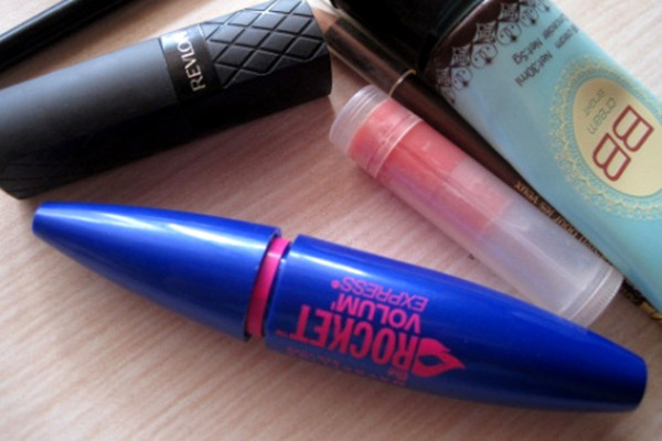 哪款睫毛膏用后能又長又黑 好用的睫毛膏推薦 哪款睫毛膏用后能又長又黑 好用的睫毛膏推薦