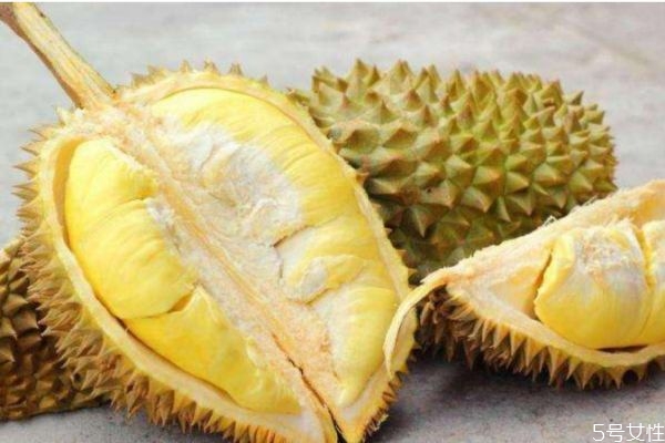 熟了的榴蓮有什么特征 什么的榴蓮是已經(jīng)熟了 熟了的榴蓮有什么特征 什么的榴蓮是已經(jīng)熟了