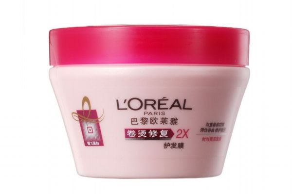 彈力素和發(fā)膜哪個好 發(fā)膜是頭發(fā)干時使用還是濕時使用 彈力素和發(fā)膜哪個好 發(fā)膜是頭發(fā)干時使用還是濕時使用