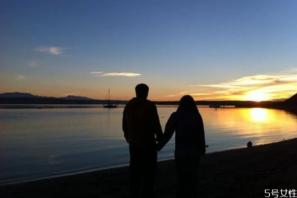 網(wǎng)戀不見面能維持多久 網(wǎng)戀為什么不超過3個月 網(wǎng)戀不見面能維持多久 網(wǎng)戀為什么不超過3個月