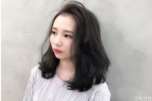 怎么打理空氣劉海 不用打理的卷發(fā) 怎么打理空氣劉海 不用打理的卷發(fā)