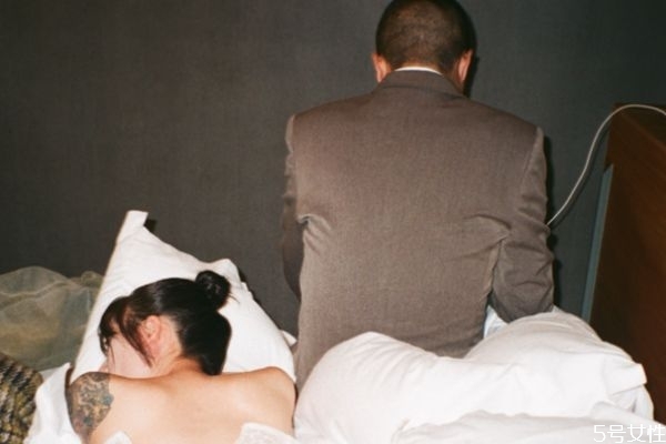 網(wǎng)戀不見面能維持多久 網(wǎng)戀為什么不超過3個月 網(wǎng)戀不見面能維持多久 網(wǎng)戀為什么不超過3個月