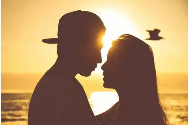 老婆曖昧聊天怎么處理 看到老婆曖昧聊天怎么辦 老婆曖昧聊天怎么處理 看到老婆曖昧聊天怎么辦