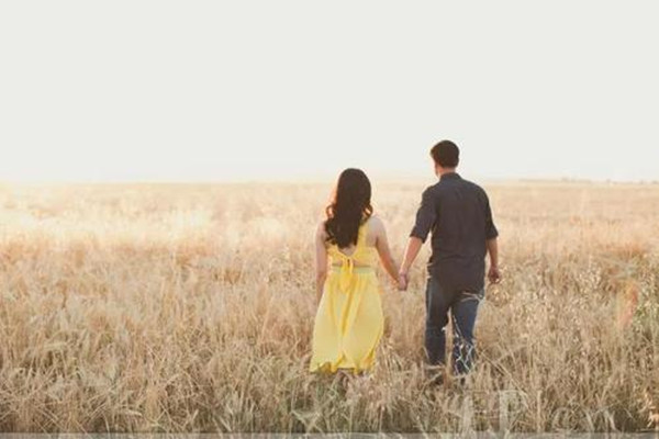 怎樣高情商給小三發(fā)消息 對付伴侶出軌的高情商方法 怎樣高情商給小三發(fā)消息 對付伴侶出軌的高情商方法