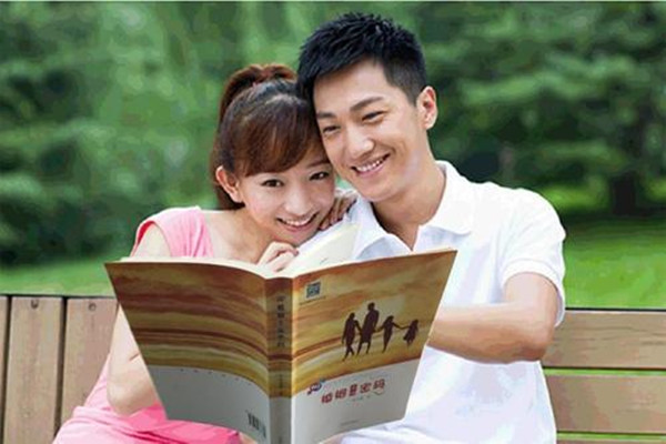 高情商的女人怎樣拴住男人的心 高情商的女人在感情中怎么做 高情商的女人怎樣拴住男人的心 高情商的女人在感情中怎么做