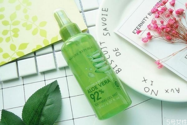 適合夏季的補水噴霧有什么 什么補水噴霧適合夏季 適合夏季的補水噴霧有什么 什么補水噴霧適合夏季