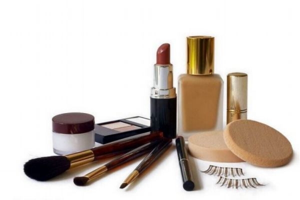 下巴容易卡粉怎么辦 下巴卡粉怎么解決 下巴容易卡粉怎么辦 下巴卡粉怎么解決