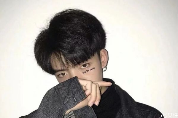 最佳男友的標(biāo)準(zhǔn)是什么 什么是男友的最佳標(biāo)準(zhǔn) 最佳男友的標(biāo)準(zhǔn)是什么 什么是男友的最佳標(biāo)準(zhǔn)