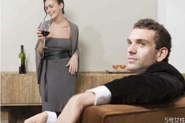 傷過老公的心怎么彌補(bǔ) 傷了老公的心怎樣挽回 傷過老公的心怎么彌補(bǔ) 傷了老公的心怎樣挽回