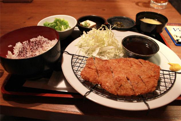 豬排可以烤著吃嗎 烤豬排的做法 豬排可以烤著吃嗎 烤豬排的做法