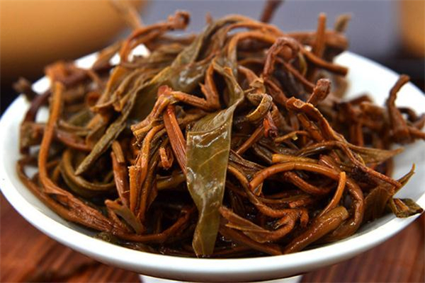 老鷹茶的功效和作用 老鷹茶可以降血壓嗎 老鷹茶的功效和作用 老鷹茶可以降血壓嗎