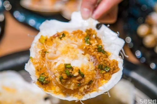 烤生蠔怎么做好吃 生蠔應(yīng)該怎么烤入味 烤生蠔怎么做好吃 生蠔應(yīng)該怎么烤入味