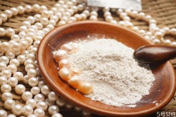 珍珠粉去除黑頭的具體做法 珍珠粉如何去除黑頭 珍珠粉去除黑頭的具體做法 珍珠粉如何去除黑頭
