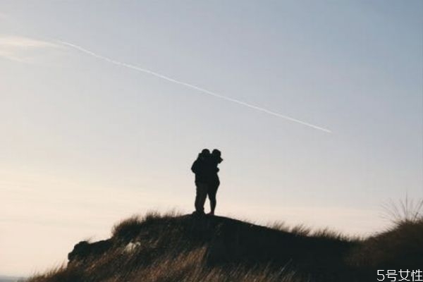 女人挽回男人丟臉嗎 主動(dòng)挽回男友的注意事項(xiàng) 女人挽回男人丟臉嗎 主動(dòng)挽回男友的注意事項(xiàng)