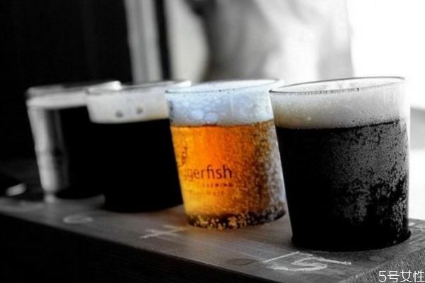 啤酒洗臉能祛斑嗎 正確的祛斑方法 啤酒洗臉能祛斑嗎 正確的祛斑方法