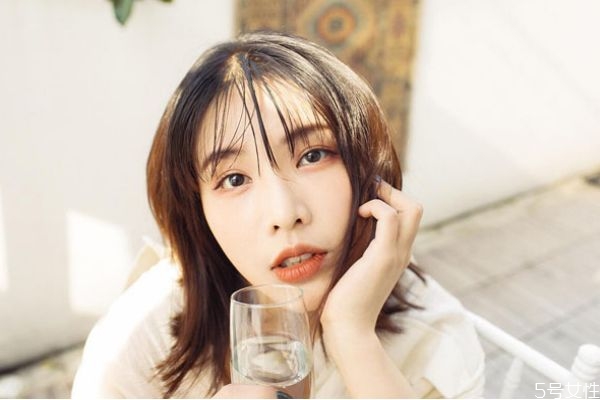 女生談戀愛注意什么 ?女生談戀愛注意三個禁忌 女生談戀愛注意什么 ?女生談戀愛注意三個禁忌