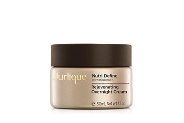 茱莉蔻臻萃活顏御容晚霜介紹 茱莉蔻臻萃活顏御容晚霜的功效 茱莉蔻臻萃活顏御容晚霜介紹 茱莉蔻臻萃活顏御容晚霜的功效