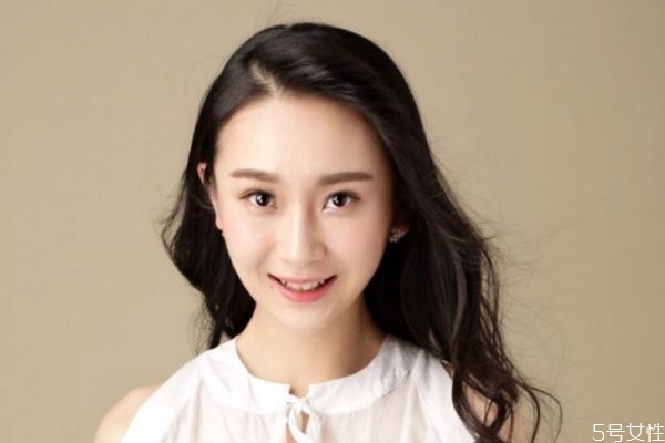 女生聊天敷衍你的表現(xiàn) 女生聊天在敷衍你的特征 女生聊天敷衍你的表現(xiàn) 女生聊天在敷衍你的特征