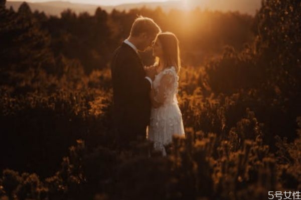 女人出軌怎么辦 女人出軌了男人怎么辦 女人出軌怎么辦 女人出軌了男人怎么辦