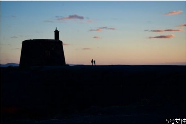 想要挽回男人的心聰明的女人這樣做 讓他再次愛(ài)上你 想要挽回男人的心聰明的女人這樣做 讓他再次愛(ài)上你