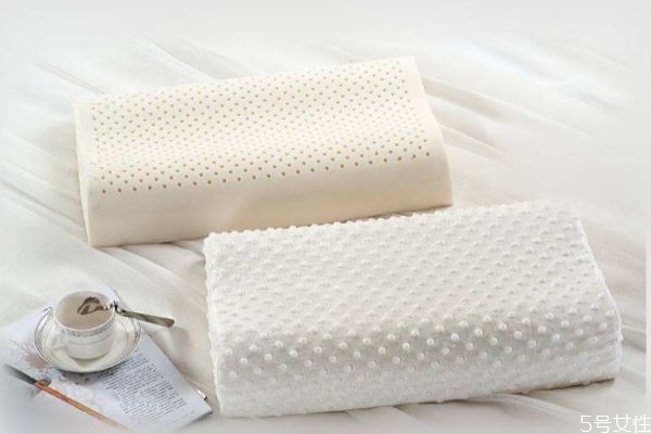 乳膠枕怎么辨別真假 乳膠枕真假辨別方法 乳膠枕怎么辨別真假 乳膠枕真假辨別方法
