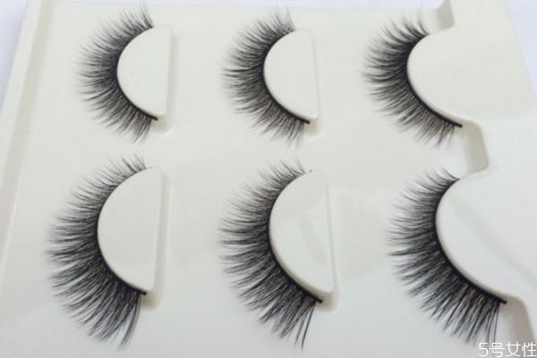 假睫毛的種類(lèi) 假睫毛有幾種 假睫毛的種類(lèi) 假睫毛有幾種
