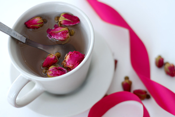 喝玫瑰蜂蜜茶好的最佳時間 晚上喝玫瑰蜂蜜茶會失眠嗎 喝玫瑰蜂蜜茶好的最佳時間 晚上喝玫瑰蜂蜜茶會失眠嗎