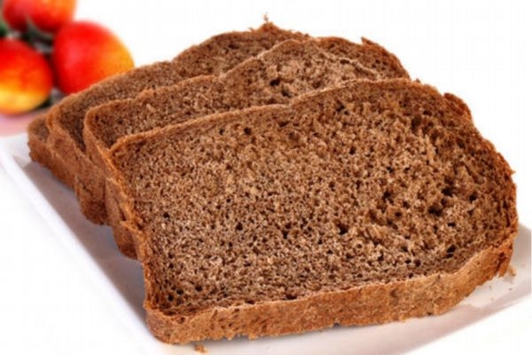 黑麥面包蛋白質(zhì)高嗎 黑麥的營養(yǎng)價值 黑麥面包蛋白質(zhì)高嗎 黑麥的營養(yǎng)價值