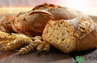 晚上吃全麥面包會胖嗎？吃全麥面包會胖嗎？