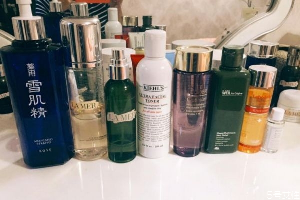 化妝水二次清潔怎么用 化妝水二次清潔使用方法 化妝水二次清潔怎么用 化妝水二次清潔使用方法