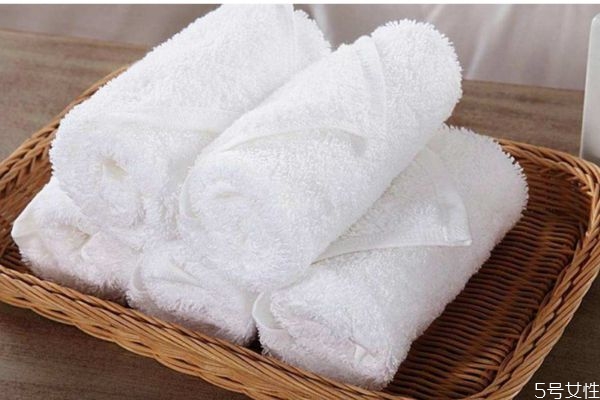 手部護理的方法 手部應(yīng)該怎么護理 手部護理的方法 手部應(yīng)該怎么護理