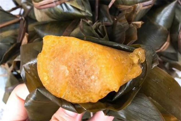 堿水粽是哪里的特產 堿水粽子是什么味道 堿水粽是哪里的特產 堿水粽子是什么味道