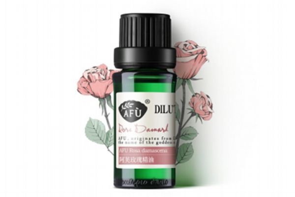 玫瑰精油怎么做祛斑 玫瑰精油祛斑的方法 玫瑰精油怎么做祛斑 玫瑰精油祛斑的方法
