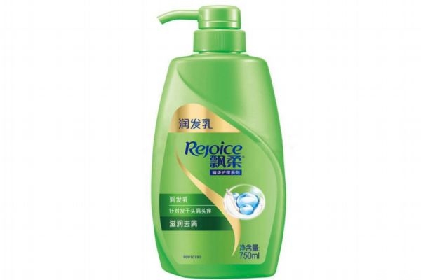 怎樣選擇適合自己的發(fā)膜 發(fā)膜和護(hù)發(fā)素使用順序 怎樣選擇適合自己的發(fā)膜 發(fā)膜和護(hù)發(fā)素使用順序