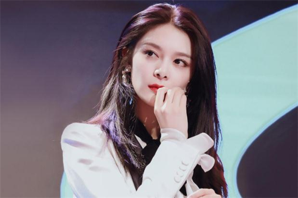 霧眉和水霧眉哪個(gè)好 霧眉和水霧眉的差別 霧眉和水霧眉哪個(gè)好 霧眉和水霧眉的差別