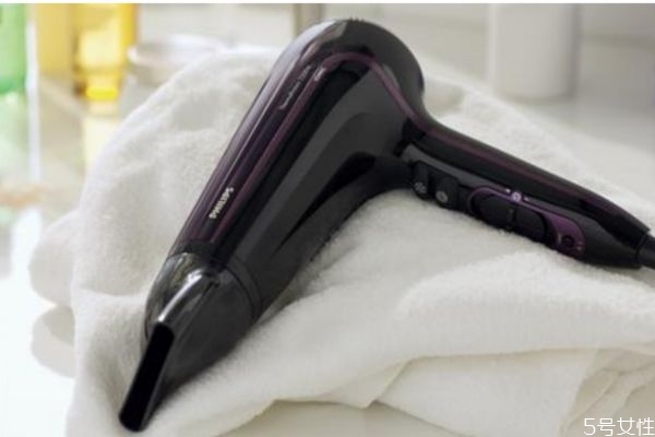 吹風(fēng)機(jī)怎么保養(yǎng) 吹風(fēng)機(jī)使用注意事項(xiàng) 吹風(fēng)機(jī)怎么保養(yǎng) 吹風(fēng)機(jī)使用注意事項(xiàng)