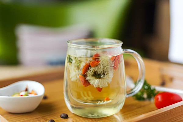 喝菊花枸杞茶的注意事項(xiàng) 月經(jīng)期能喝菊花枸杞茶嗎 喝菊花枸杞茶的注意事項(xiàng) 月經(jīng)期能喝菊花枸杞茶嗎