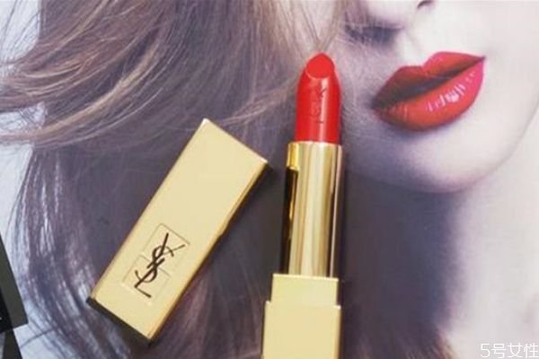 過期的口紅可以當(dāng)腮紅嗎 口紅開封了2年還能用嗎 過期的口紅可以當(dāng)腮紅嗎 口紅開封了2年還能用嗎