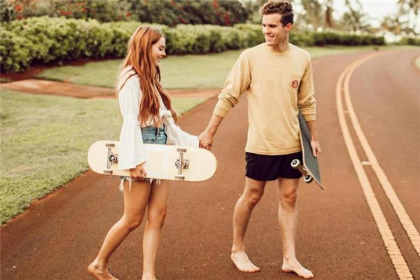 媽寶男離婚后會(huì)后悔嗎 媽寶男會(huì)對(duì)老婆好嗎 媽寶男離婚后會(huì)后悔嗎 媽寶男會(huì)對(duì)老婆好嗎