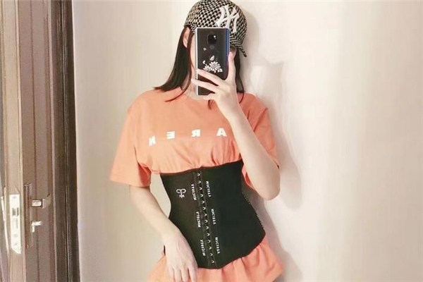 束腰帶會(huì)引起便秘嗎 束腰帶會(huì)導(dǎo)致不孕嗎 束腰帶會(huì)引起便秘嗎 束腰帶會(huì)導(dǎo)致不孕嗎