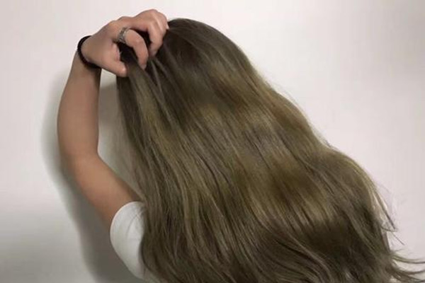 齊肩直發(fā)染什么顏色好看 齊肩直發(fā)適合染什么顏色 齊肩直發(fā)染什么顏色好看 齊肩直發(fā)適合染什么顏色