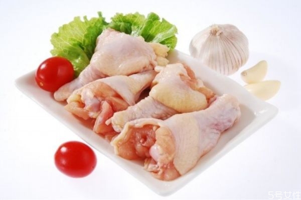 翅根應(yīng)該怎么清洗 清洗翅根的方法 翅根應(yīng)該怎么清洗 清洗翅根的方法