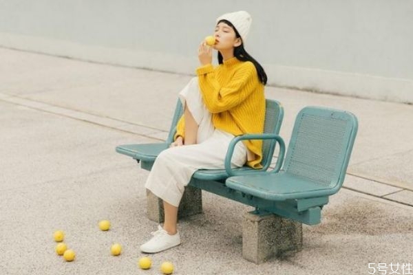 冷戰(zhàn)女生該不該主動 男生冷戰(zhàn)能堅(jiān)持多少天 冷戰(zhàn)女生該不該主動 男生冷戰(zhàn)能堅(jiān)持多少天